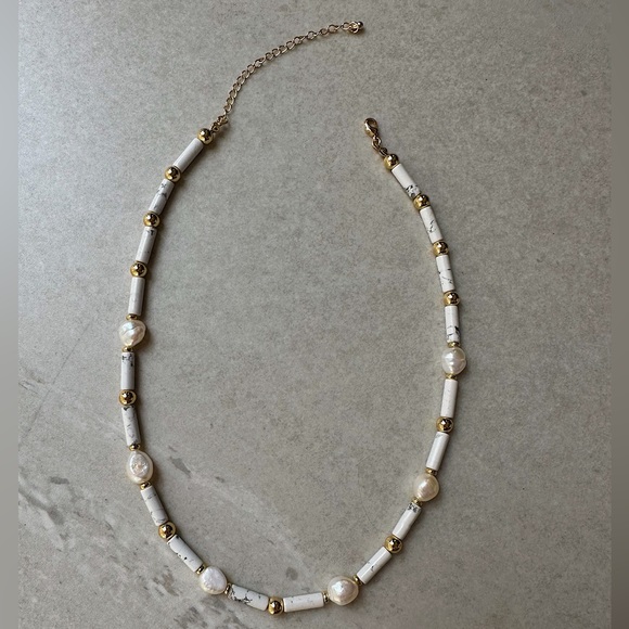 Chocker necklace with 14k gold plated beads - Picture 7 of 8